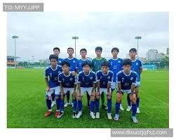 为什么三垒手在防守偷袭触击球时需要具备极其爆发力的第一步