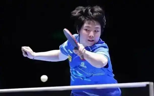 梅西紧随其 梅西紧随其